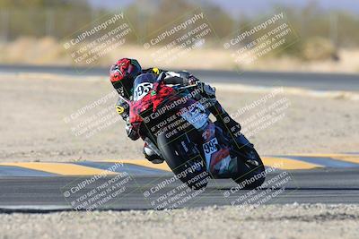 media/Jan-10-2025-CVMA Friday Practice (Fri) [[489e0da257]]/Group 4 and Trackday/Session 5 (Turn 7)/